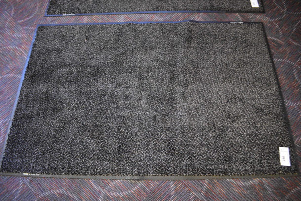 Black/Gray Floor Mat. 43.5x66.5 - Image 1 of 3