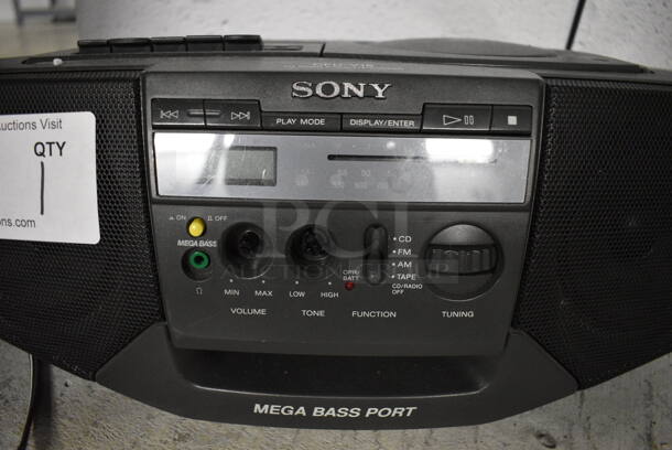 Sony CFD-V15 CD Radio Cassette Corder. 16x9x6 - Image 2 of 4