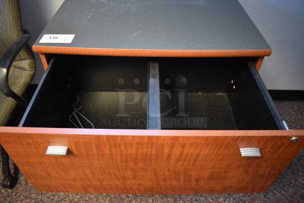 Wood Pattern 2 Drawer Filing Cabinet. 29x21x28.5 - Image 3 of 4