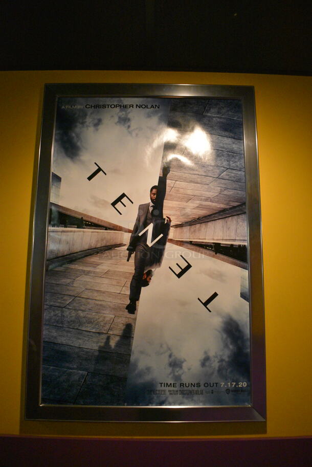 6 Schult Design and Display Metal Wall Mount Movie Poster Frames. 28x1x42. 6 Times Your Bid! BUYER MUST REMOVE - Image 3 of 7