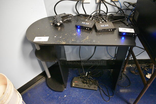 Black Wood Pattern Desk. 32x15.5x29 - Image 1 of 2
