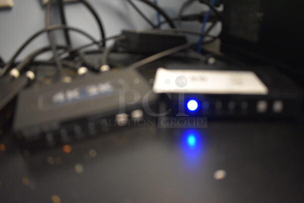 3 Shinybow 1x2 HDMI Distribution Amplifier w/ Scaler. 5x3x1. 3 Times Your Bid! - Image 3 of 5