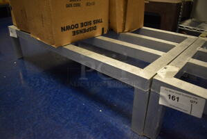 Metal Dunnage Rack. 36x20x8