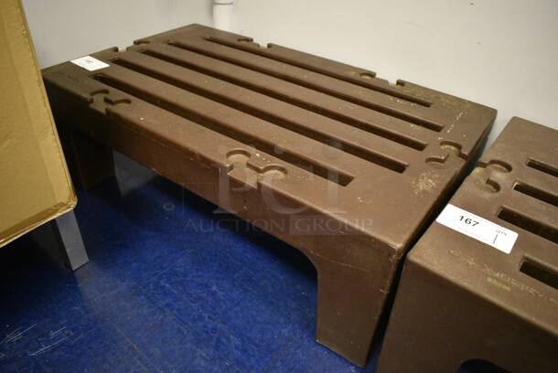 Cambro Brown Poly Dunnage Rack. 36x21x12