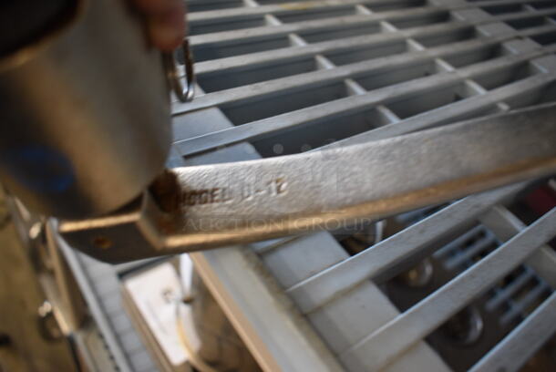 Edlund Model U-12 Commercial Manual Can Opener w/Adjustable Bar. 9x4x21 - Image 5 of 5