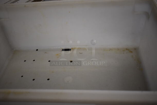 2 Various Poly Items; Bowl and Bin. Includes 18x26x8. 2 Times Your Bid! - Image 4 of 5