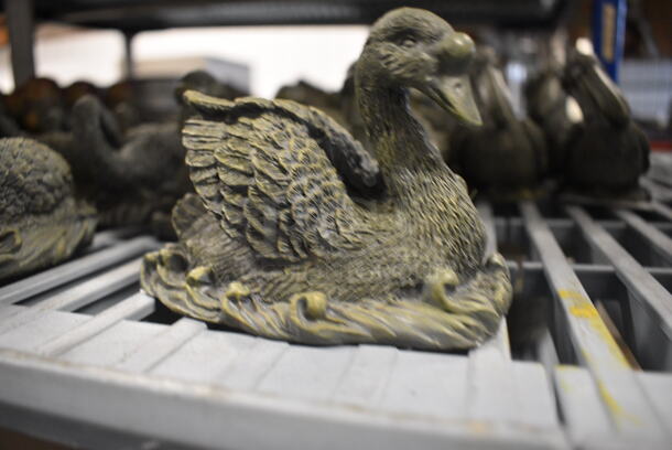 9 J.T.S International Inc Bronze Decorative Swan Figurines. 5x3x3.5. 9x Your Bid - Image 3 of 4