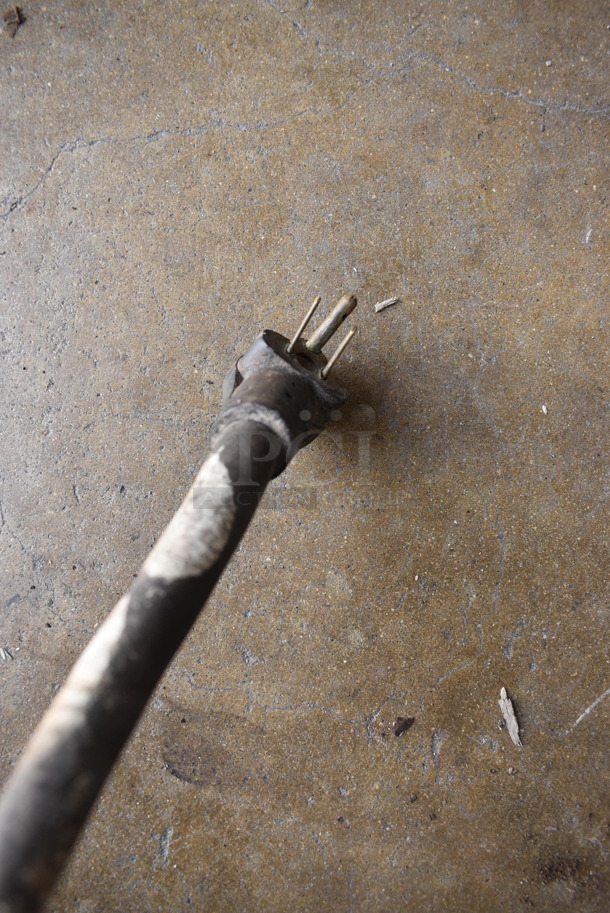 GREAT! Hobart Model 84141 Metal Commercial Countertop Buffalo Chopper. 115 Volts, 1 Phase. 31x17x14. Tested and Working! - Image 7 of 7
