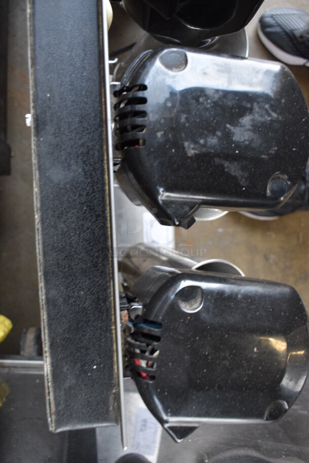 NICE! Waring Stainless Steel Commercial Countertop 3 Head Milkshake Mixer w/ 3 Stainless Steel Cups. 14.5x7.5x20. Tested and Working! - Image 6 of 7