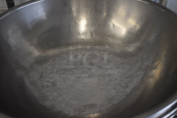 6 Metal Bowls. 18x18x6. 6 Times Your Bid! - Image 2 of 4