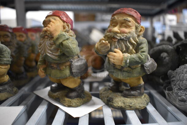 4 Decorative Gnome Figurines. 3x2.5x4.5. 4x Your Bid - Image 3 of 4