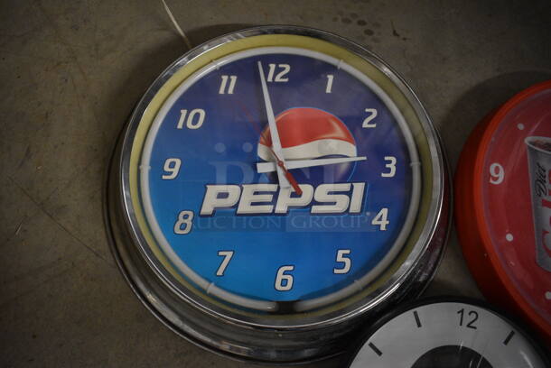 3 Various Clocks; Pepsi, Diet Coke / Coke / Sprite and Ettline. Includes 17x3x17. 3 Times Your Bid! - Image 4 of 5