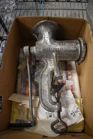 Metal Commercial Meat Grinder. 7x4x13