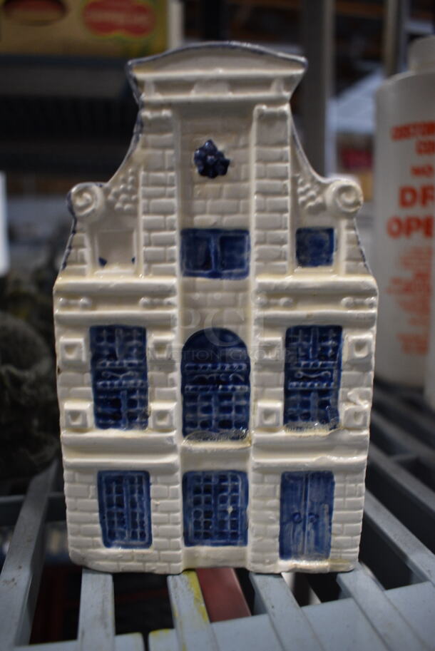 5 Ceramic Decorative Amsterdam Houses. 3.5x4.5x6. 5x Your Bid - Image 2 of 6