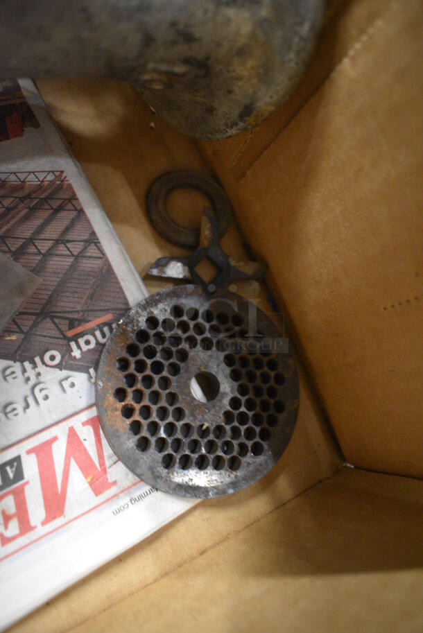Metal Commercial Meat Grinder. 7x4x13 - Image 4 of 6