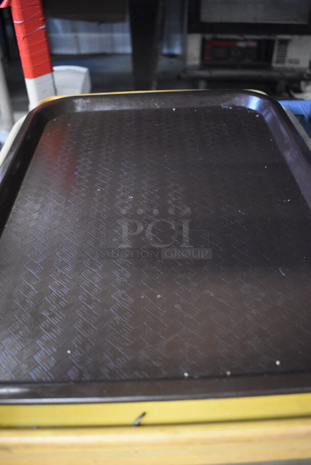 8 Plastic Serving Trays. 16x12x1. 8x Your Bid! - Image 4 of 4