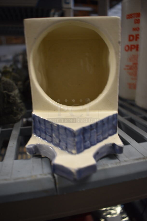 5 Ceramic Decorative Amsterdam Houses. 3.5x4.5x6. 5x Your Bid - Image 5 of 6