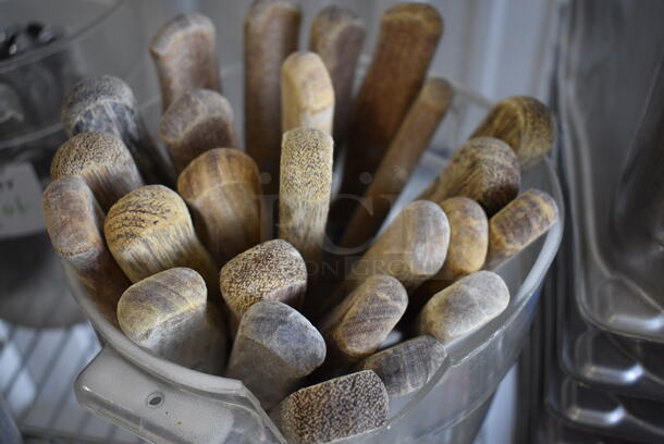 ALL ONE MONEY! Lot of Metal Knives in Poly Bin! 10" - Image 5 of 5