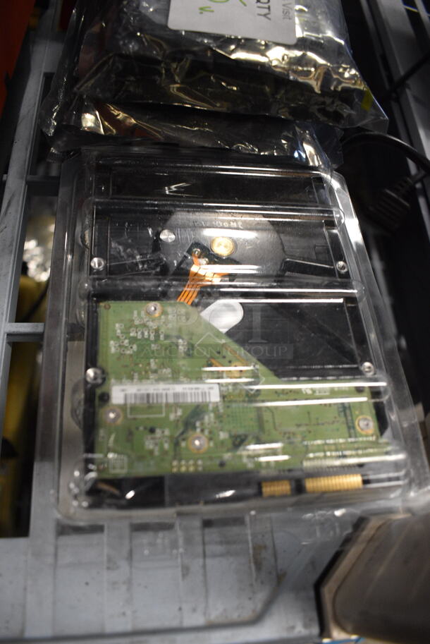 5 Western Digital Hard Drives. 4x6x1. 5x Your Bid@ - Image 6 of 6