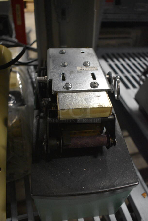 Acroprint Model ETC Time Clock w/Key! 5x10.5x8 - Image 4 of 8