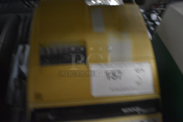 2 Monroe Classic Printing Calculators. 9.5x14x3. 2x Your Bid - Image 3 of 7