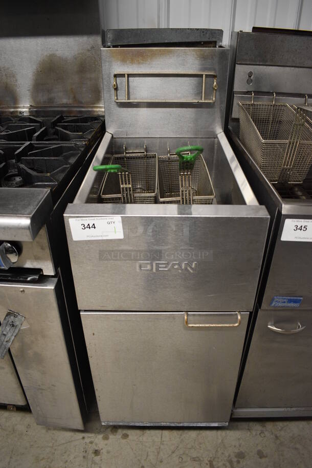 NICE! Dean Model SR142GN Stainless Steel Commercial Natural Gas Powered Deep Fat Fryer w/ 2 Metal Fry Baskets. 105,000 BTU. 15.5x29x46 - Image 1 of 7