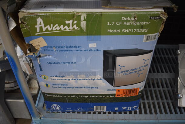 IN ORIGINAL BOX! Avanti Model SHP1702SS Mini Refrigerator. 17x19x21. Tested and Does Not Power On