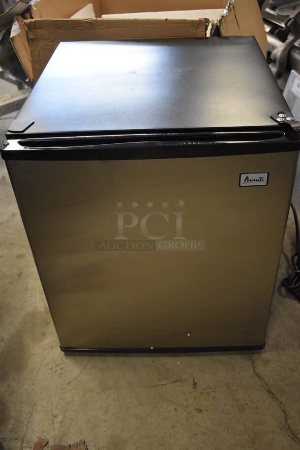 IN ORIGINAL BOX! Avanti Model SHP1702SS Mini Refrigerator. 17x19x21. Tested and Does Not Power On - Image 2 of 10