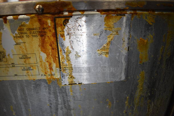 NICE! Imperial Model IFS-40 Stainless Steel Commercial Natural Gas Powered Deep Fat Fryer w/ 2 Metal Fry Baskets. 105,000 BTU. 15.5x31x46 - Image 7 of 7