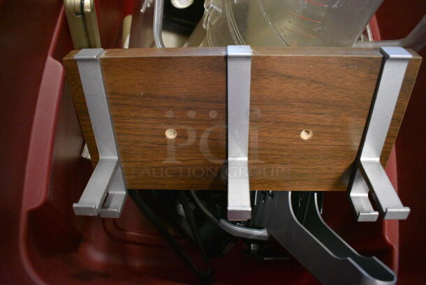 All ONE MONEY! Lot of Various Items Including A Decorative Wall Mount Coat Hanger - Image 5 of 5