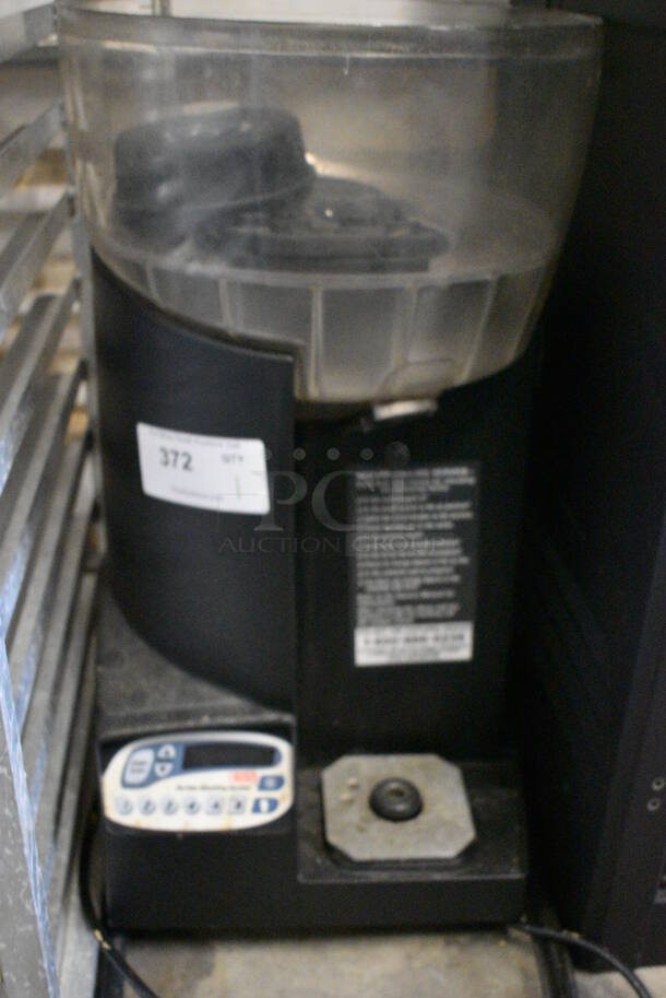 NICE! Vita-Mix Model VM0126 Metal Commercial Countertop Drink Mixer Machine. 15x17x27. Tested and Working! - Image 1 of 11