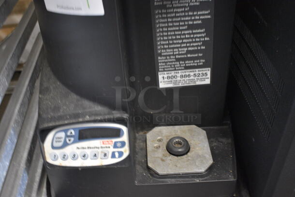 NICE! Vita-Mix Model VM0126 Metal Commercial Countertop Drink Mixer Machine. 15x17x27. Tested and Working! - Image 3 of 11