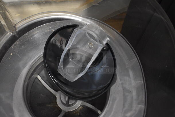 NICE! Vita-Mix Model VM0126 Metal Commercial Countertop Drink Mixer Machine. 15x17x27. Tested and Working! - Image 7 of 11
