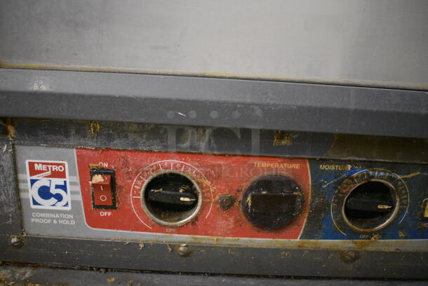 SPLENDID! Metro Model C519-CFC-F Stainless Steel Commercial Proofer and Holding Cabinet Combination Box w/Thermostatic Controls. 25x31x70. Tested and Working! - Image 4 of 8