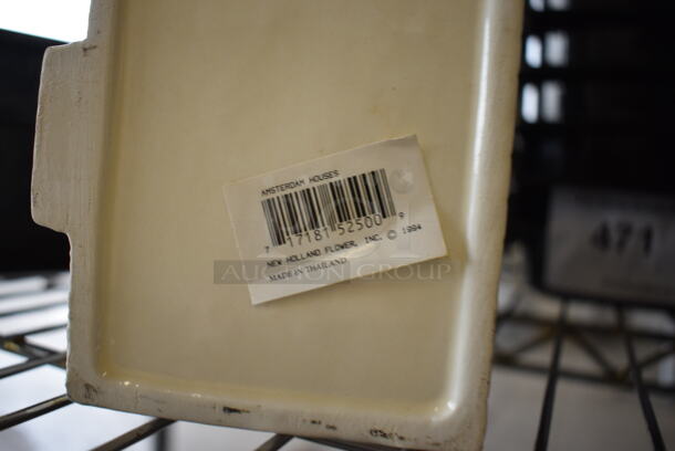 4 White and Blue Ceramic Holders. 3.5x4.5x6. 4 Times Your Bid! - Image 6 of 6