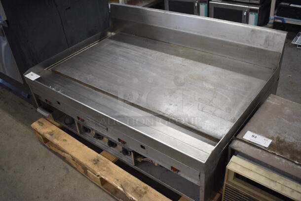 SUPER! MagiKitch'n Stainless Steel Commercial Countertop Gas Powered Chrome Top Flat Top Griddle. 48x31x19 - Image 3 of 8