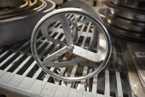 Metal Mixing Paddle / Whisk. 5.5x5.5x19 - Image 5 of 5