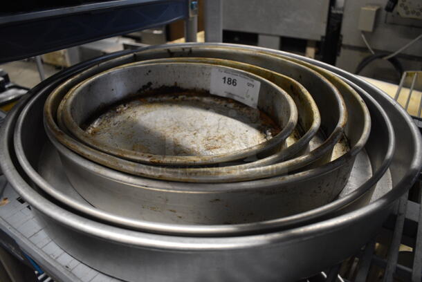6 Various Metal Round Baking Pans. Includes 23x23x3. 6 Times Your Bid! - Image 4 of 4