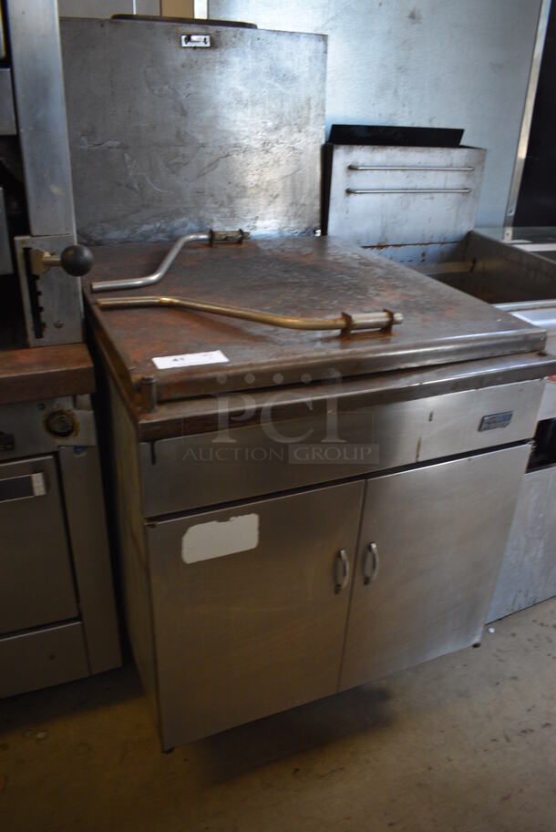 WOW! Pitco Frialator Model 24P-E Commercial Stainless Steel Natural Gas Powered Donut Fryer. 120,000 BTU. 29.5x43x55 - Image 2 of 9