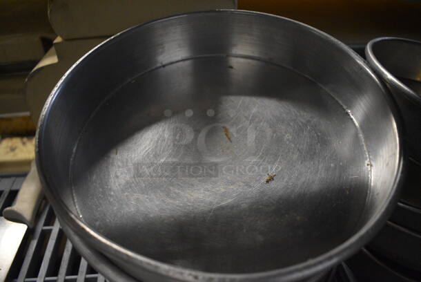 7 Metal Round Baking Pans. 10.5x10.5x3, 10.5x10.5x2. 7 Times Your Bid! - Image 2 of 3