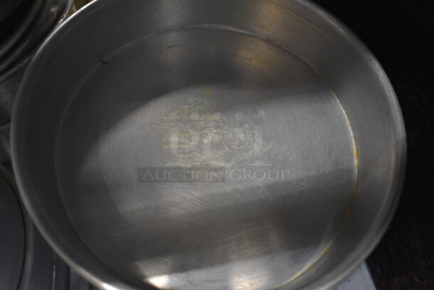 10 Metal Round Baking Pans. 9.5x9.5x2. 10 Times Your Bid! - Image 2 of 4