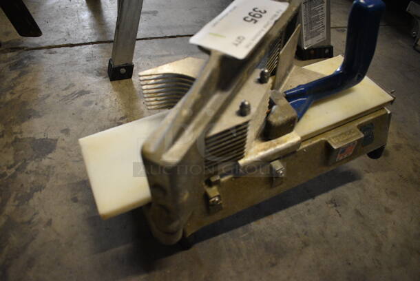 Sysco Metal Commercial Countertop Tomato Slicer. 15x7x8 - Image 3 of 5