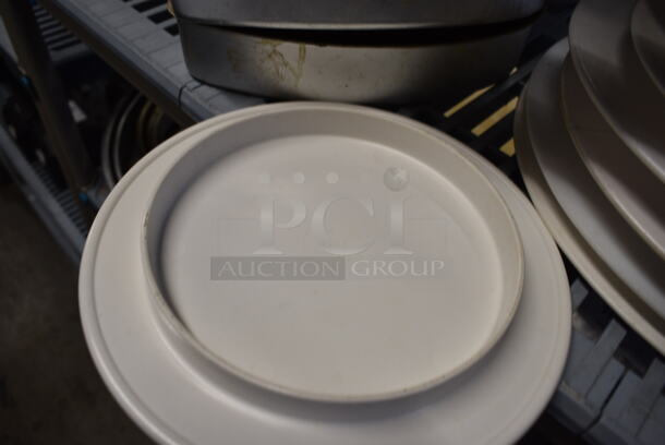 10 White Poly Round Stands. Includes 9.5x9.5x1. 10 Times Your Bid! - Image 3 of 5
