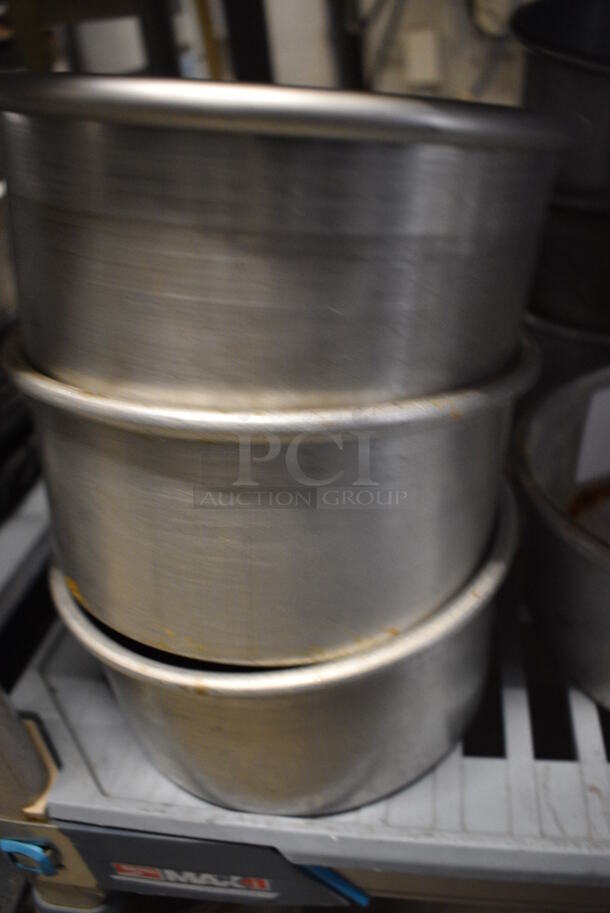 3 Metal Round Baking Pans. 6.5x6.5x3. 3 Times Your Bid! - Image 4 of 4