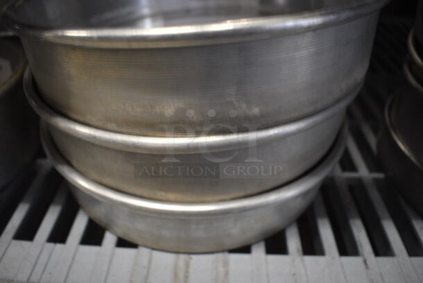 3 Metal Round Baking Pans. 9.5x9.5x2. 3 Times Your Bid! - Image 4 of 4