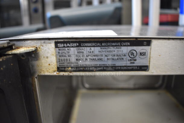 Sharp Model R-21LTF Commercial Microwave Oven. 20.5x16x11 - Image 6 of 7
