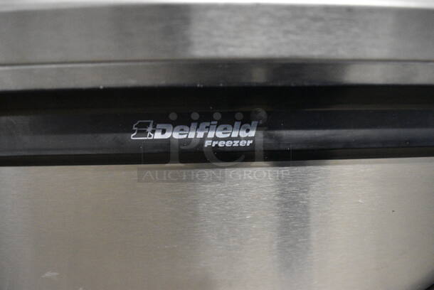 NICE! Delfield Model 407 Stainless Steel Commercial Single Door Undercounter Freezer on Commercial Casters. 115 Volts, 1 Phase. 27x28.5x32. Tested and Powers On But Temps at 38 Degrees - Image 4 of 7