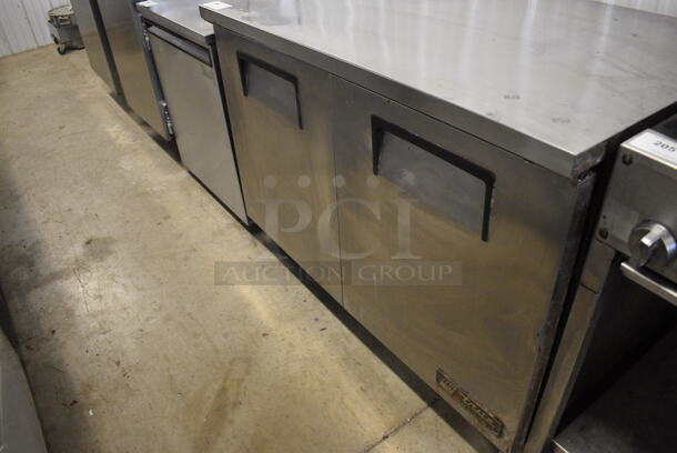 GREAT! 2009 True Model TUC-48 Stainless Steel Commercial 2 Door Undercounter Cooler on Commercial Casters. 115 Volts, 1 Phase. 48.5x30x36. Tested and Working! - Image 3 of 7