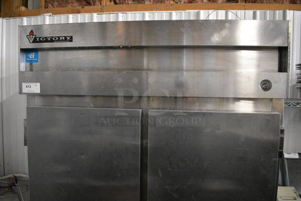 GREAT! 2007 Victory Model VR-2 Stainless Steel Commercial 2 Door Reach In Cooler on Commercial Casters. 115 Volts, 1 Phase. 52.5x34x83.5. Tested and Working! - Image 6 of 7
