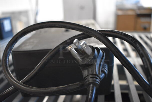 Battery Back-Up Surge Protector. 10.5x5.5x3. - Image 4 of 4
